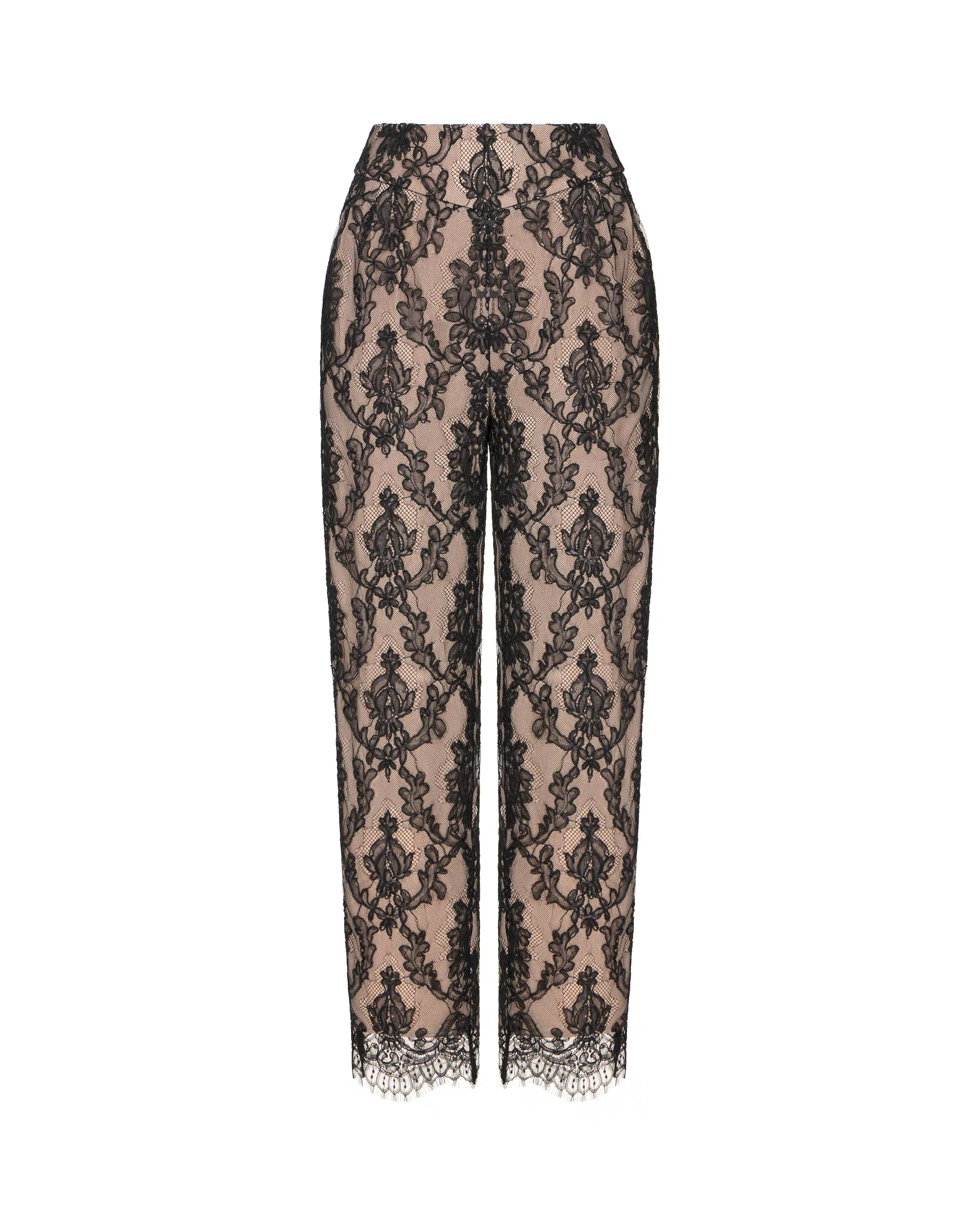 Naomi, trousers made of black lace