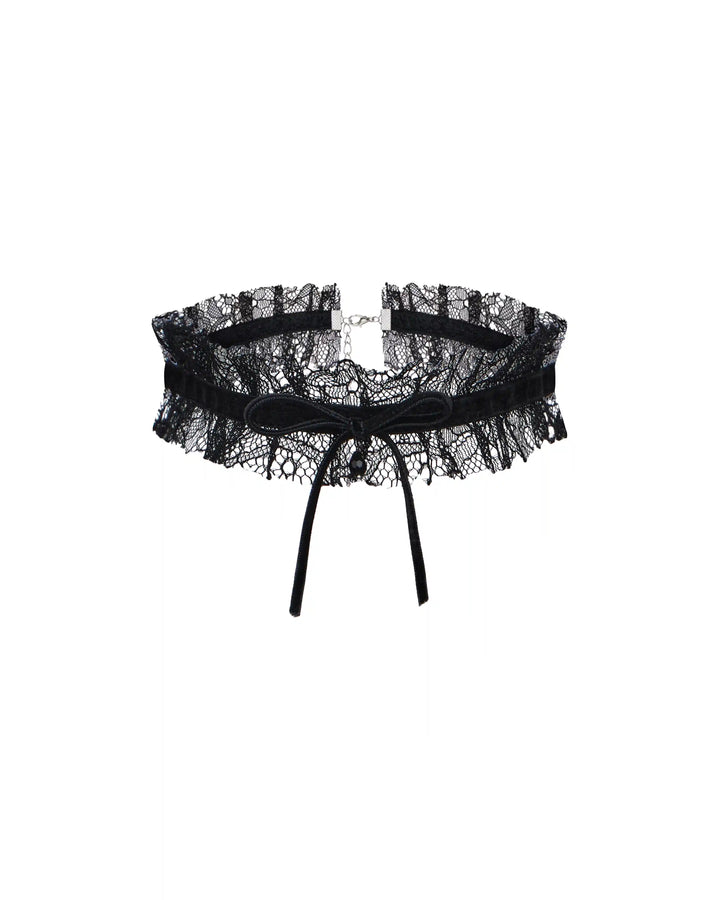 Kit, choker made of lace and velvet ribbon