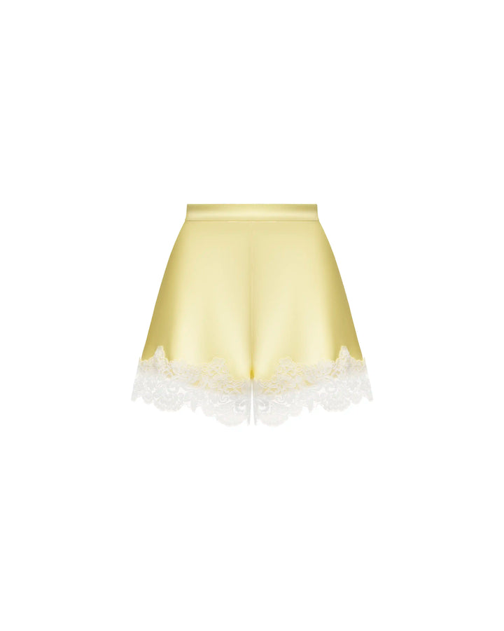 Odie, shorts in yellow satin with lace trim