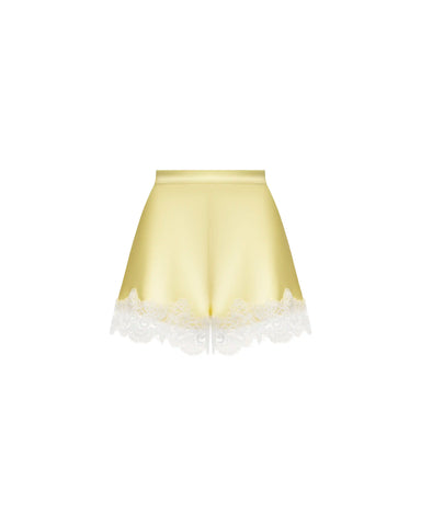 Odie, shorts in yellow satin with lace trim
