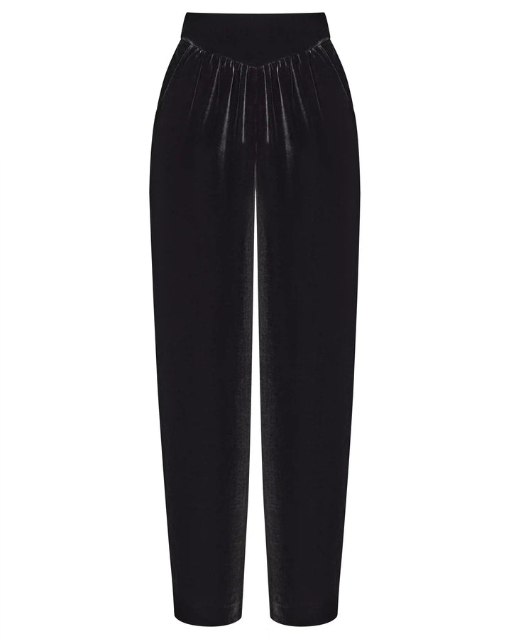 Naomi, pants made of black velvet