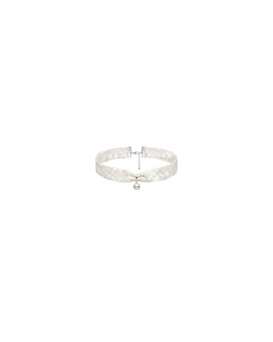 Arin, lace choker with pearl