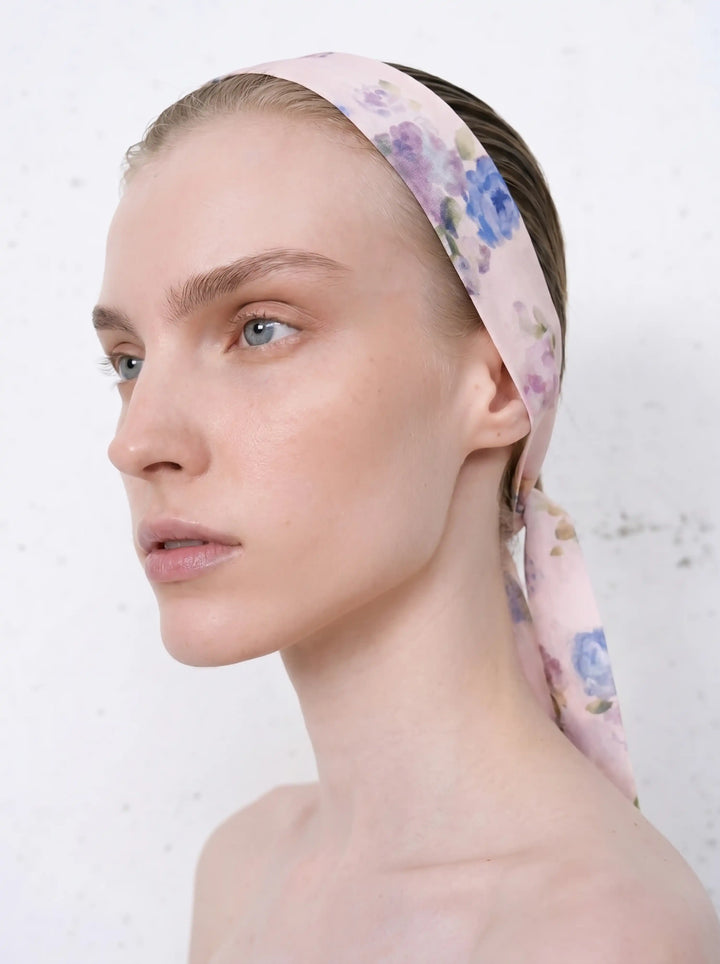 Luana, ribbon in light pink chiffon with a floral print