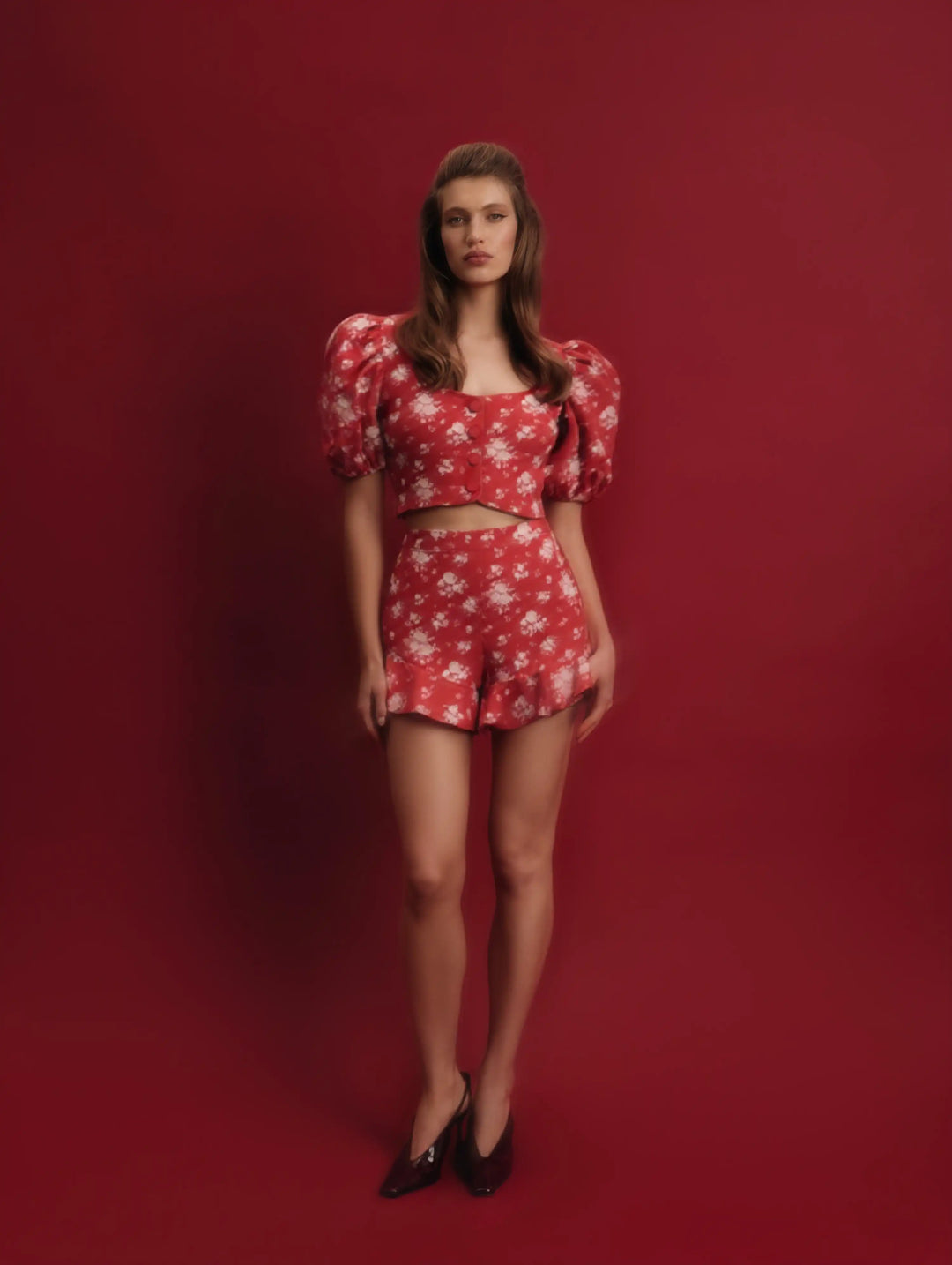 Audrie, red crepe de chine shorts with floral print