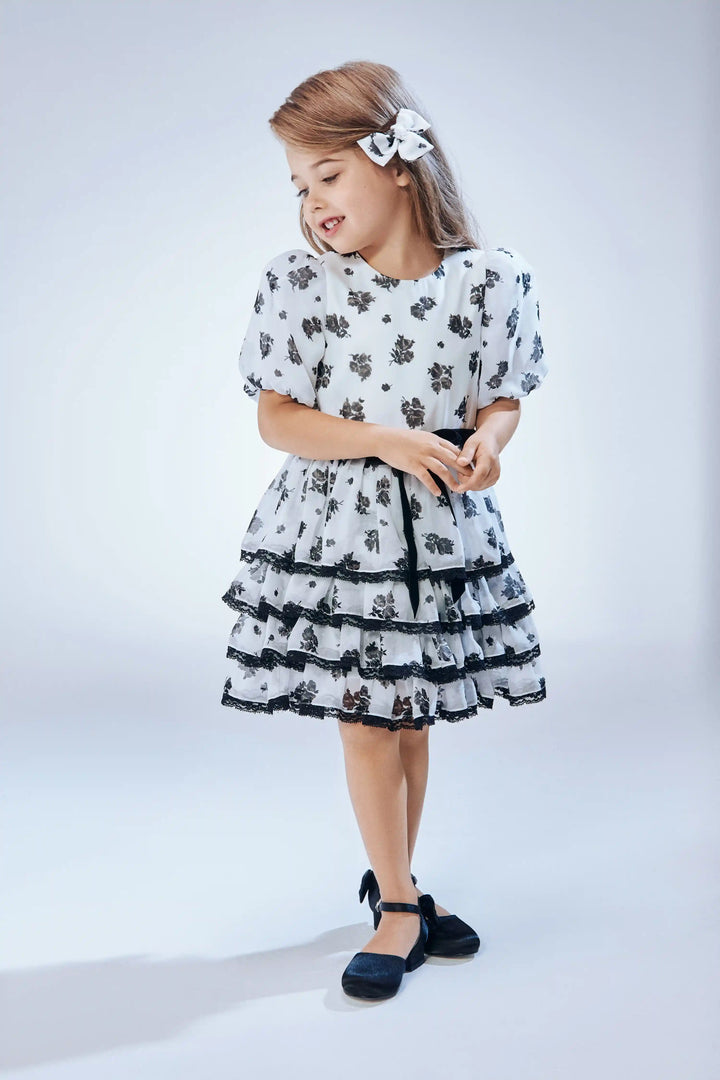 Fifi, children's dress made of ivory chiffon with floral print