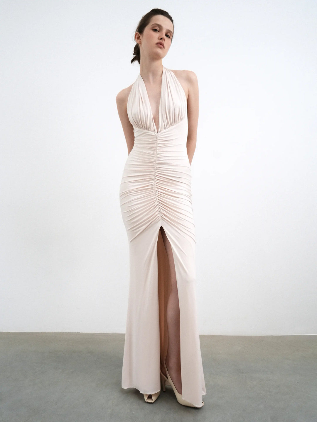 Luna maxi, maxi dress in black mesh with a floral print
