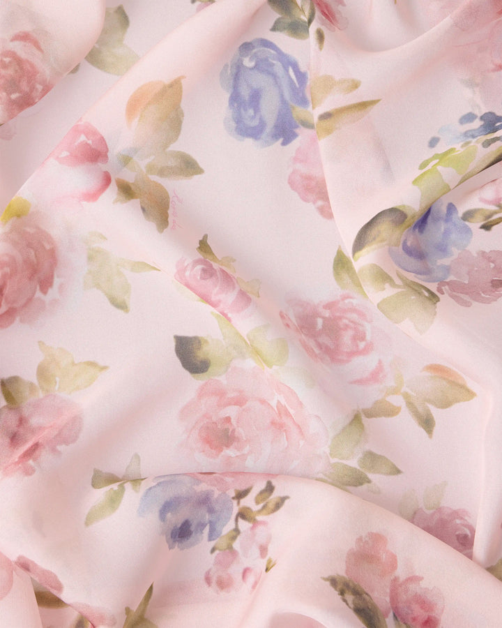 Leticia, scarf in light pink chiffon with a floral print