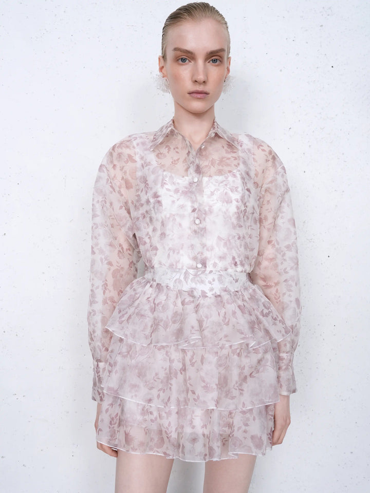 Harper, shirt in milky organza with a floral print