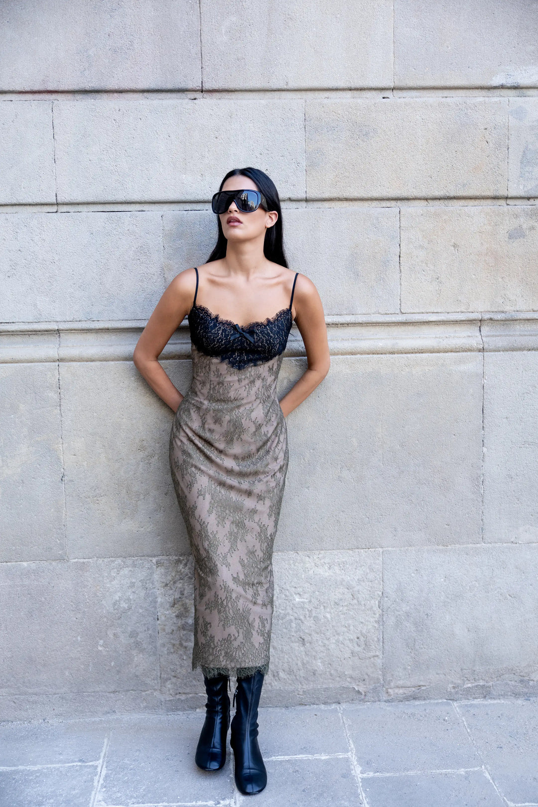 Andreana midi, khaki lace midi dress