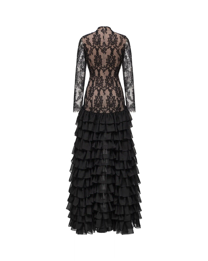 Stella maxi, maxi dress made of black lace with a skirt of black chiffon