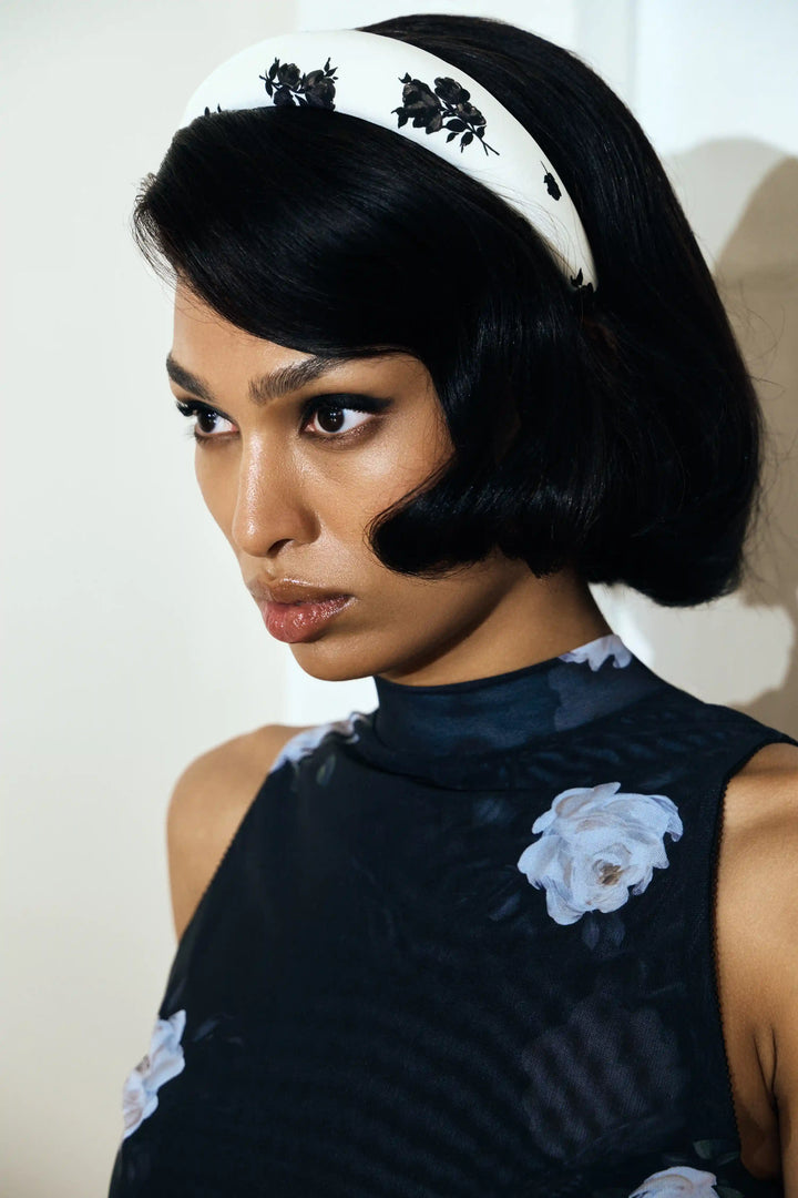 Noelia, headband made of ivory crepe de chine with floral print