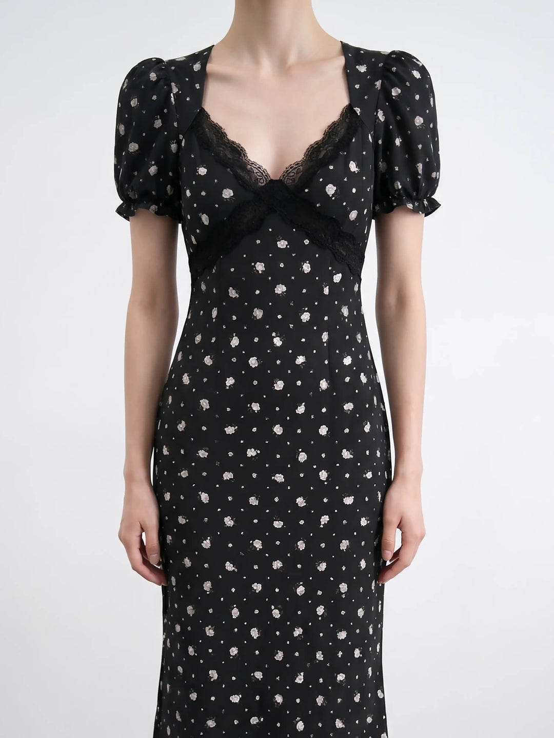 Penny midi, midi dress in black crepe de chine with a floral print