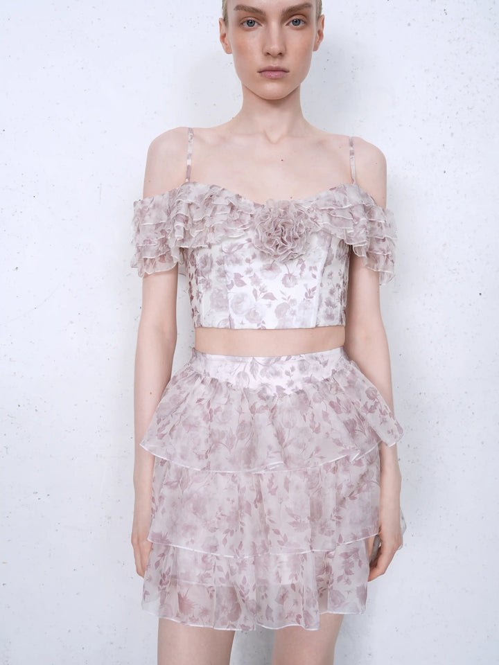 Betty mini, mini skirt in milky organza with a floral print