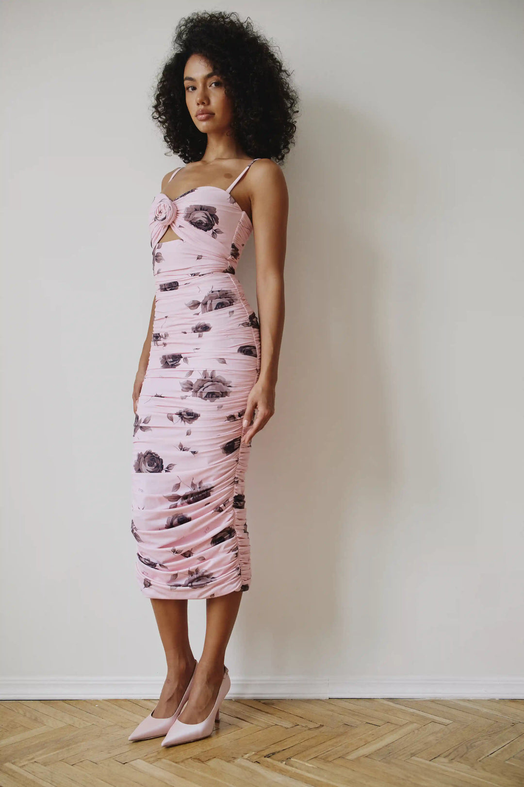 Nicole, midi dress made of lilac biflex with gray flowers