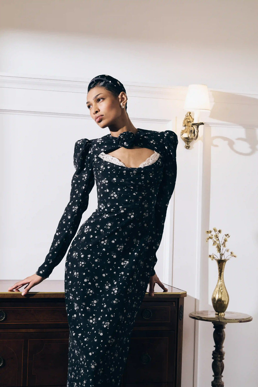 Macel midi, midi dress made of dark green crepe de chine with a floral print