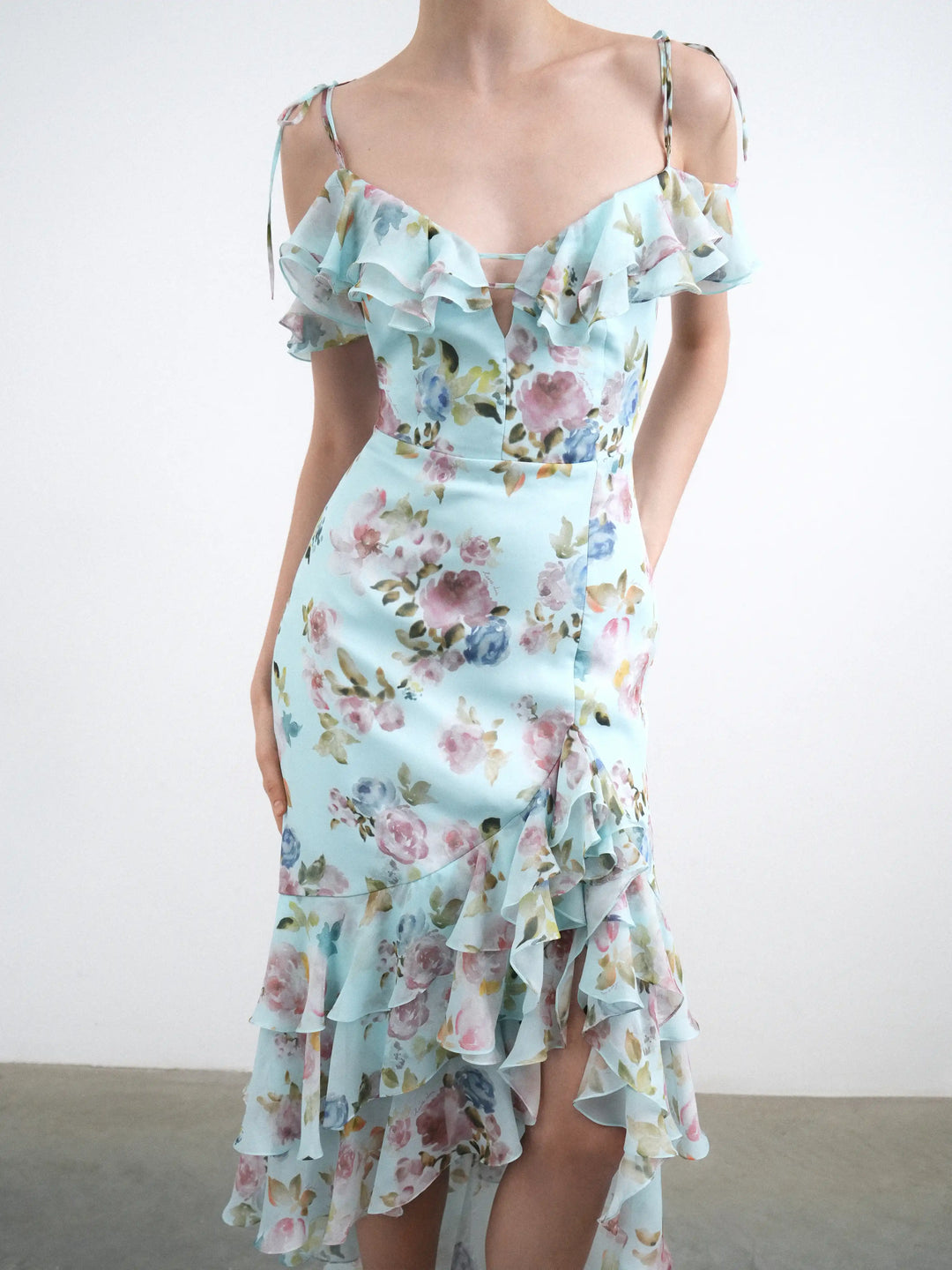 Monika midi, blue chiffon midi dress with a floral print