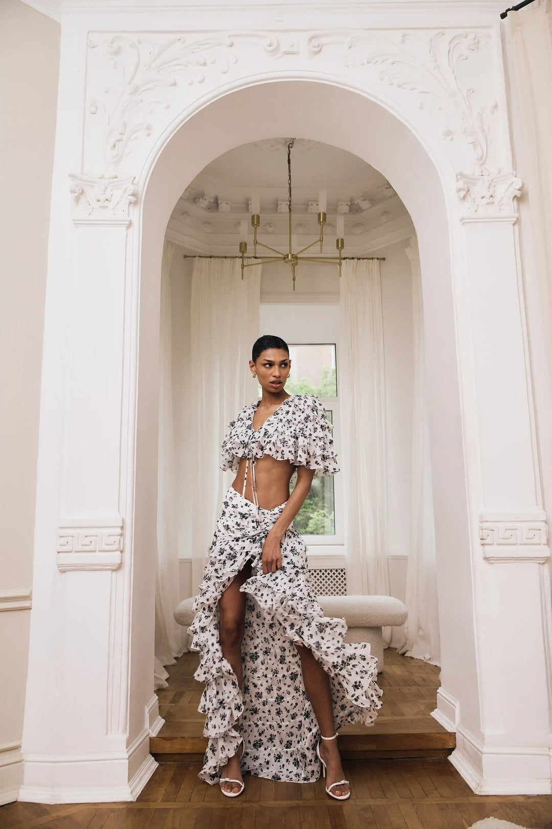 Lissa, maxi skirt made of ivory chiffon with floral print