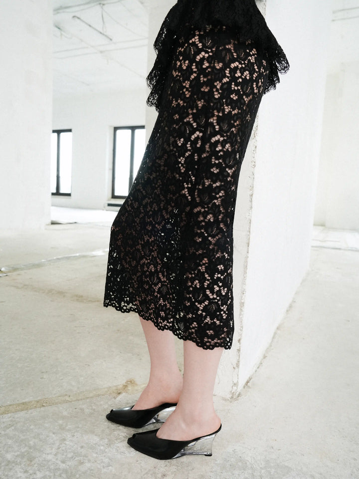 Andrea midi, dress in black lace