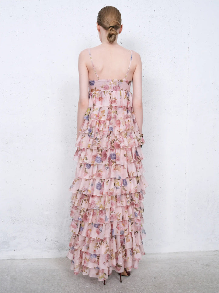 Willow maxi, maxi dress in pink chiffon with a floral print and a rose detail