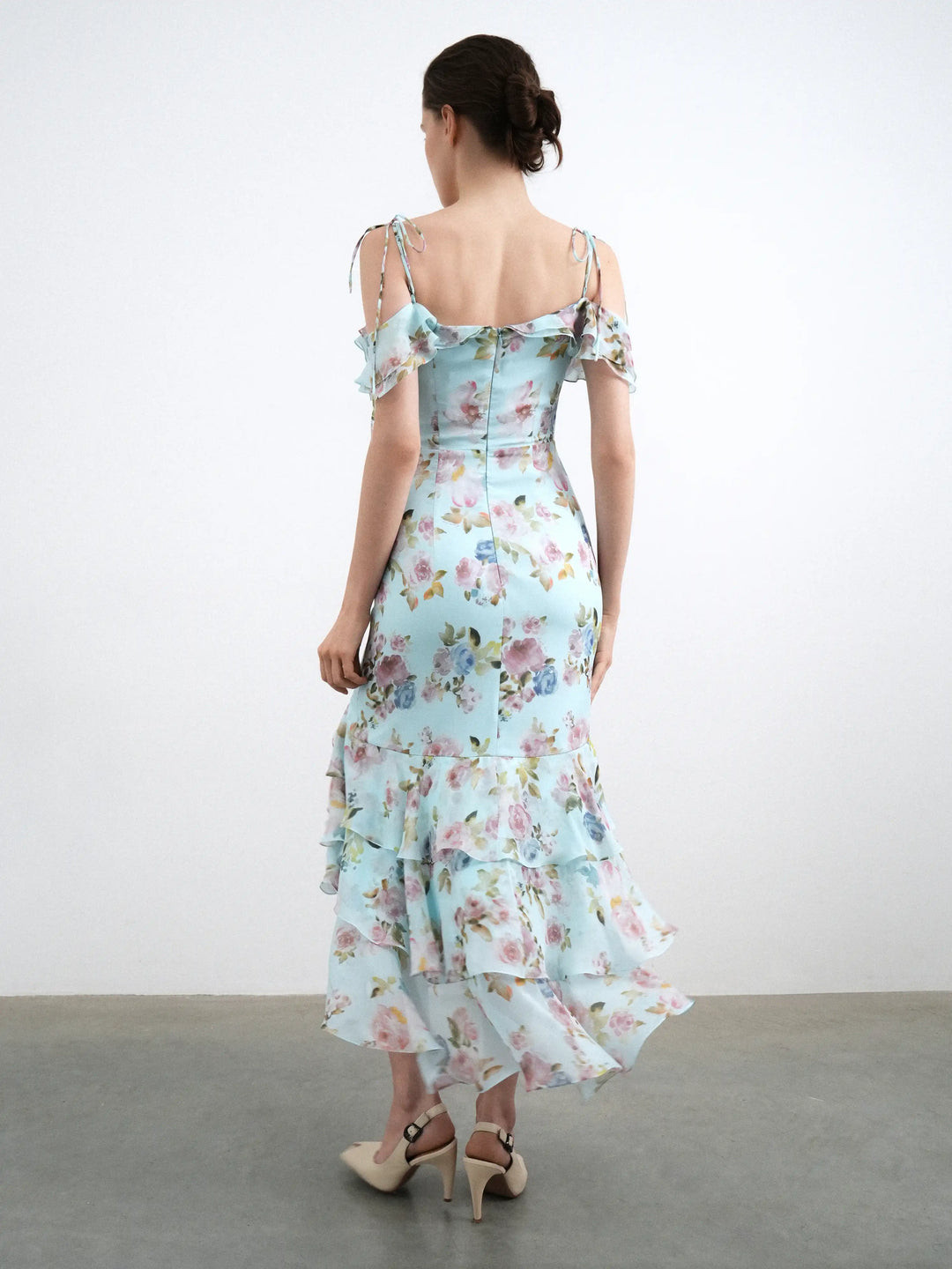Monika midi, blue chiffon midi dress with a floral print