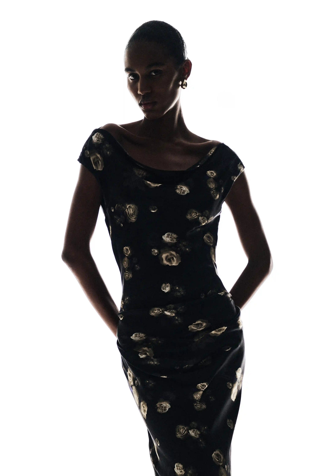 Lucy, maxi dress made of black satin with floral print