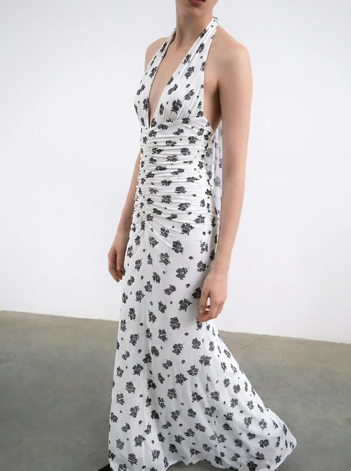 Luna maxi, maxi dress in milky mesh with a floral print