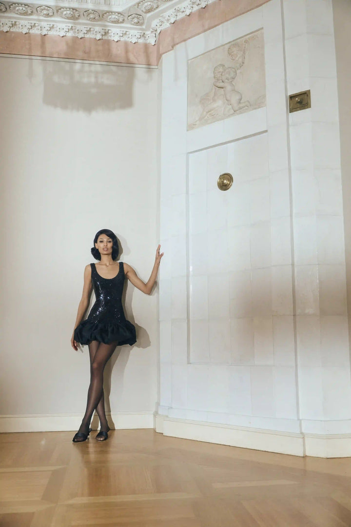 Lilian mini, mini dress with a black sequin bodice and a balloon skirt in black taffeta