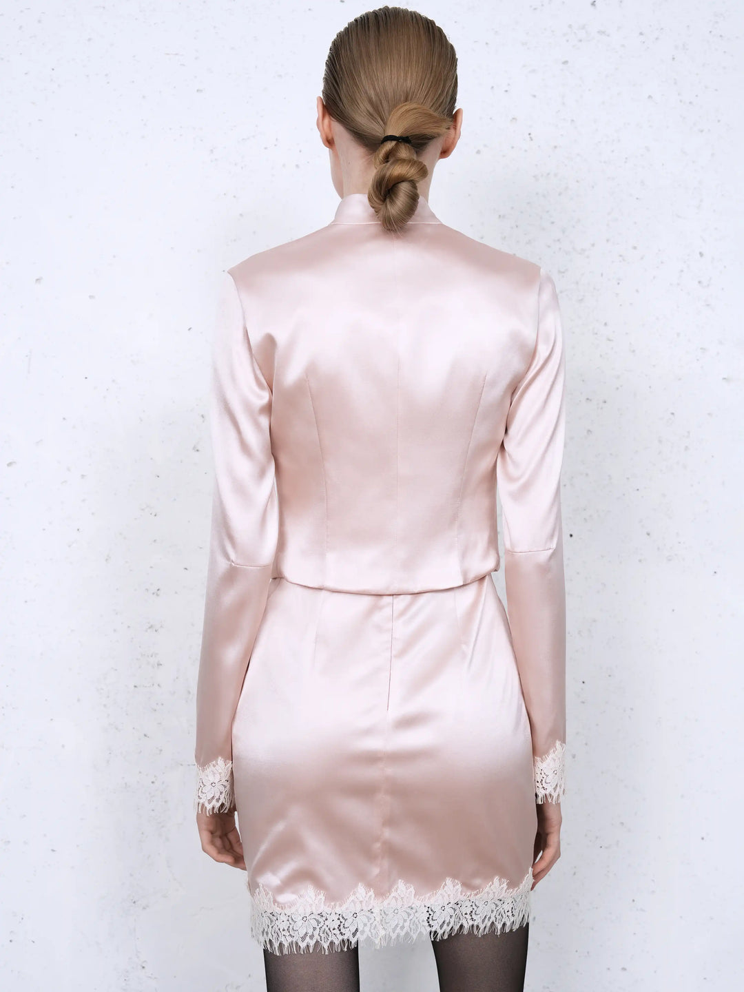 Chona, jacket in powder pink satin with lace trim