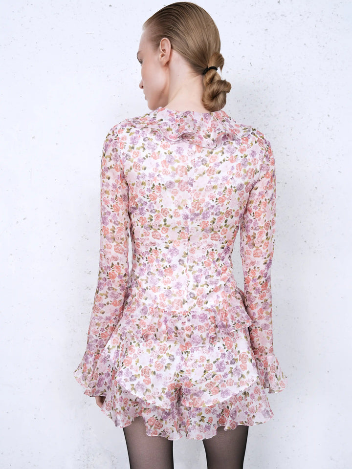 Ruzana, blouse with sleeves and ruffles in milky chiffon with a floral print