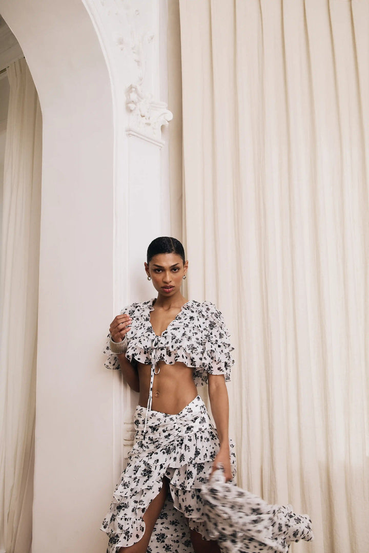 Muza, crop top made of ivory chiffon with floral print