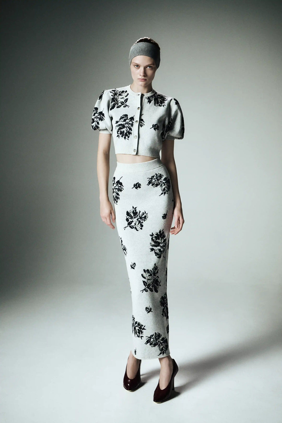 Charlize-Dorothy, knitted set made of gray cotton with floral print