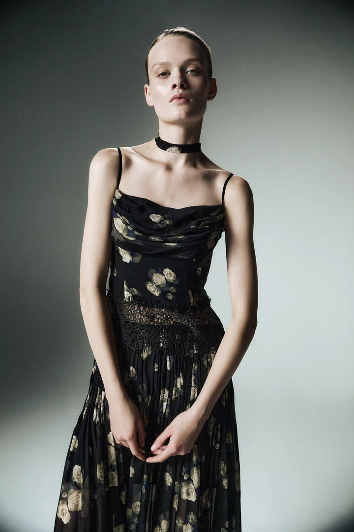 Iya, maxi skirt made of black chiffon with floral print