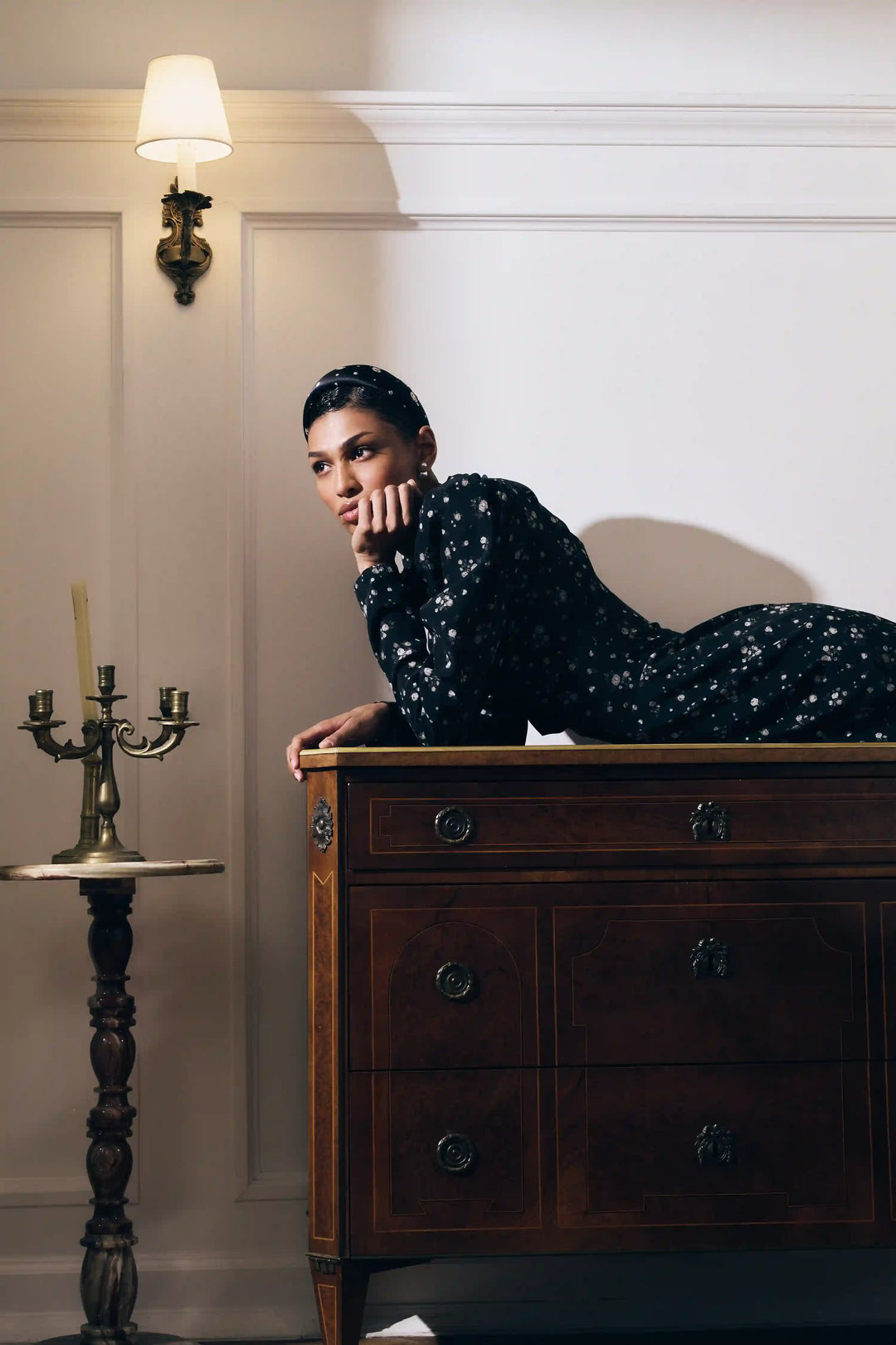 Macel midi, midi dress made of black crepe de chine with floral print and a rose