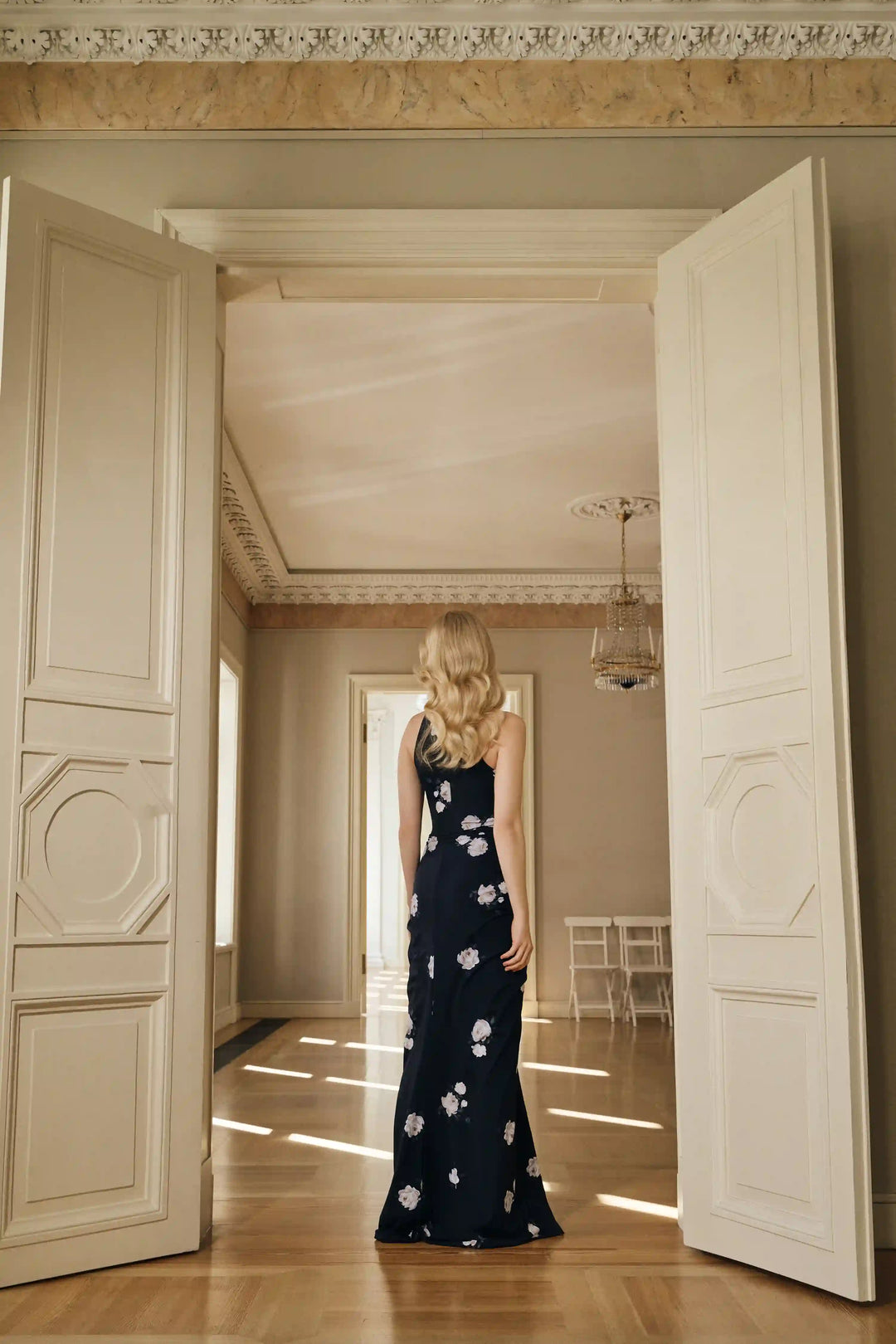 Ivy, maxi dress made of black biflex with floral print