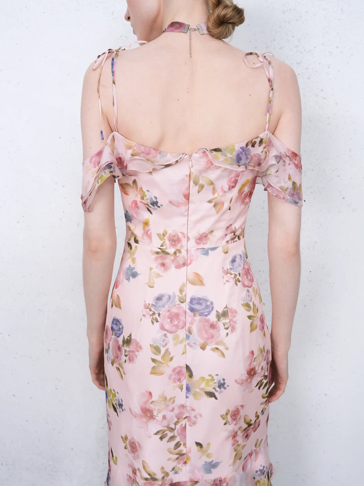 Monika midi, midi dress in light pink chiffon with a floral print