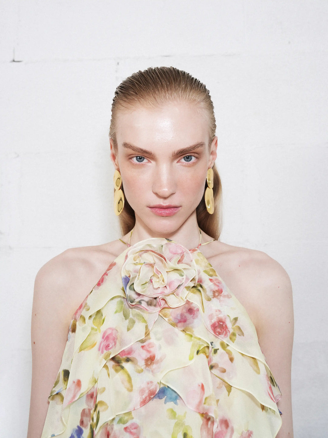 Dahlia top, top in pale yellow chiffon with a floral print
