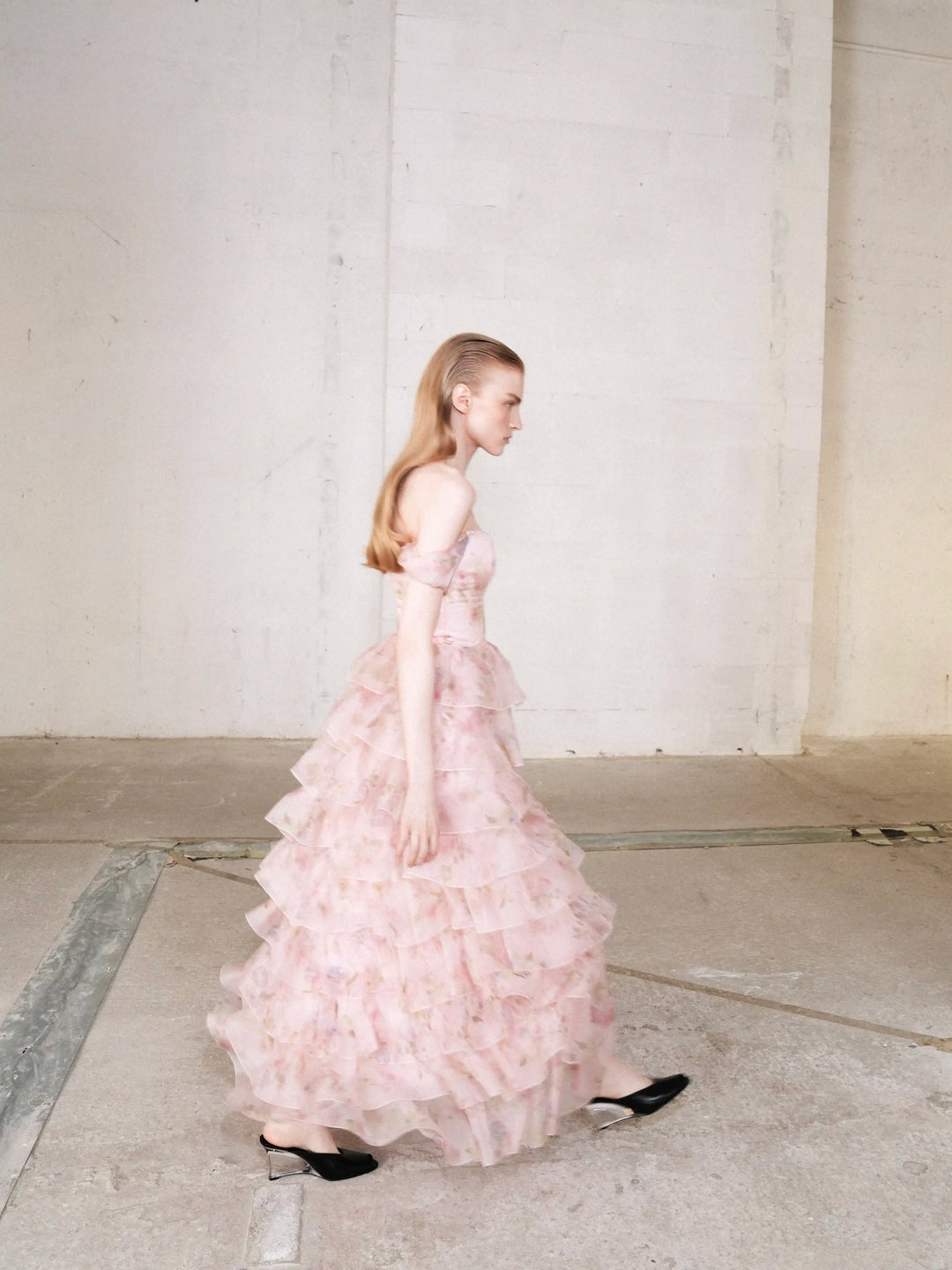 Lisen maxi, corset maxi dress in pink organza with a floral print