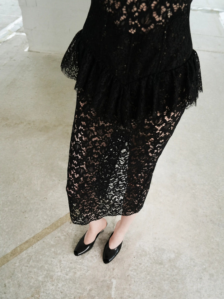 Andrea midi, dress in black lace