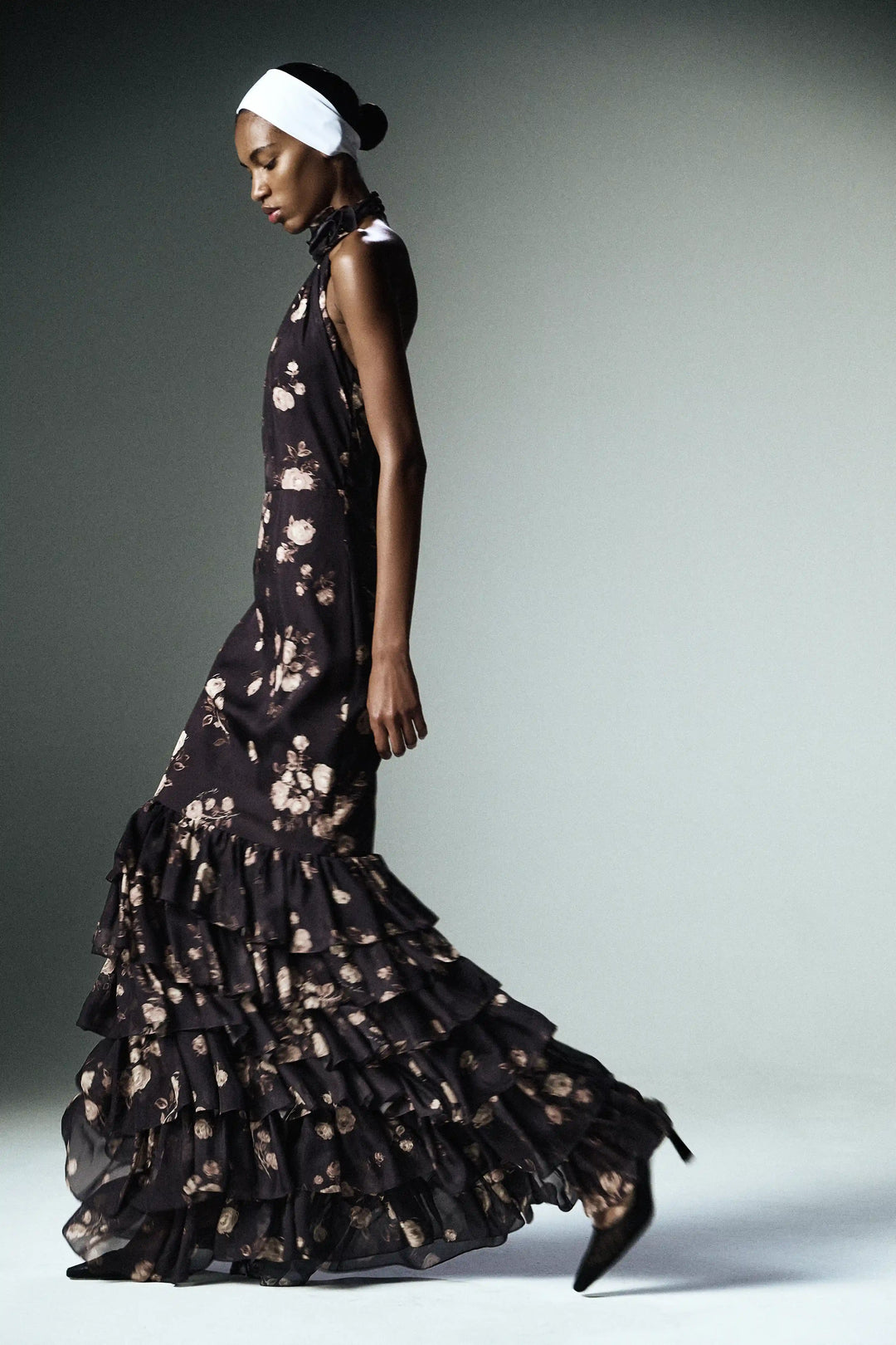 Rozalia, maxi dress made of chocolate chiffon with floral print