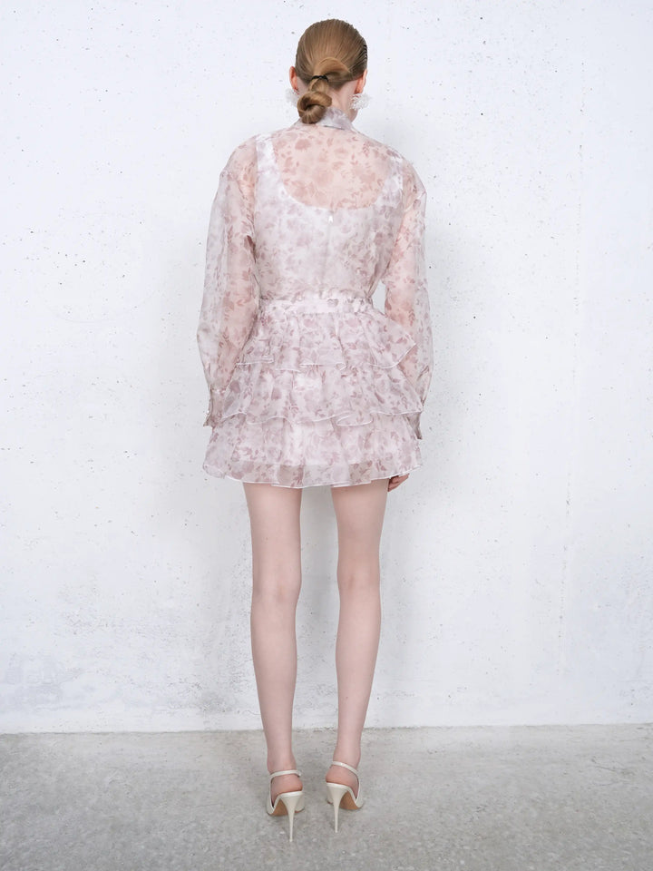 Harper, shirt in milky organza with a floral print