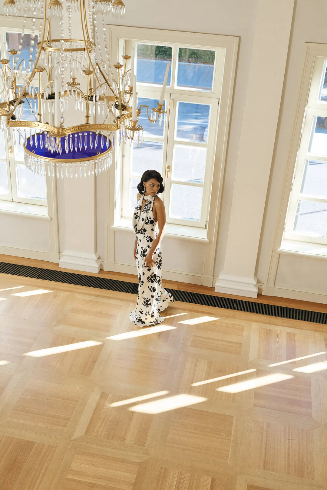 Alia maxi, maxi dress with  a choker made of black satin with floral print