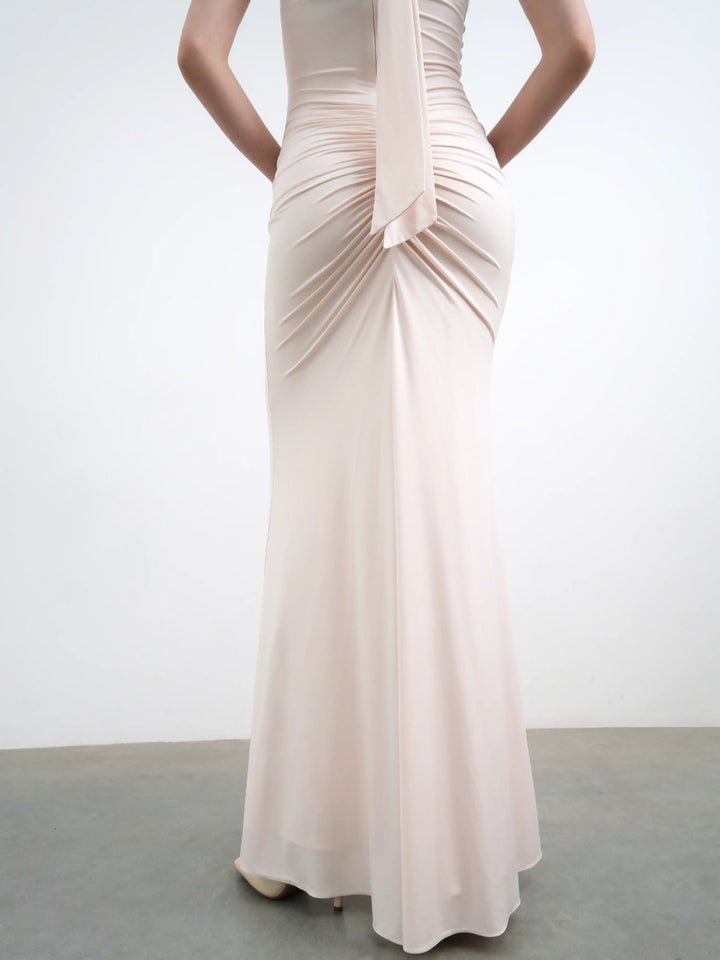 Luna maxi, maxi dress in black mesh with a floral print