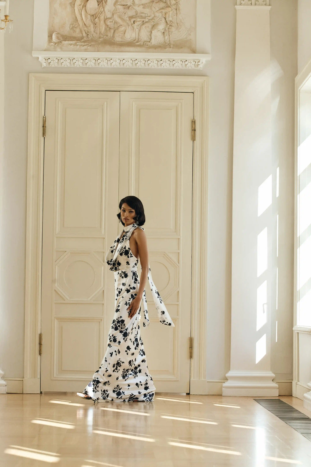 Alia maxi, maxi dress with  a choker made of black satin with floral print