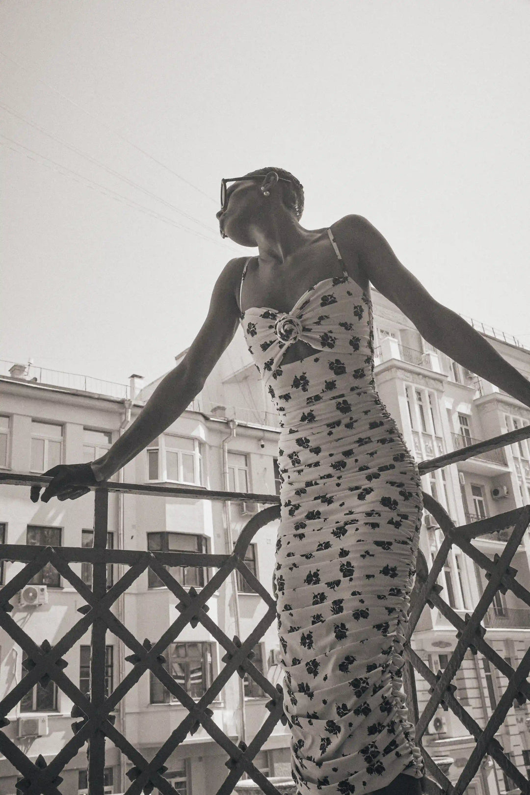 Nicole midi, midi dress made of ivory biflex with floral print and a rose