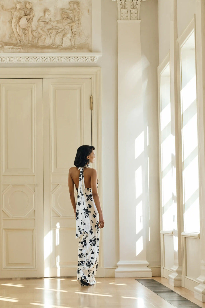 Alia maxi, maxi dress with  a choker made of black satin with floral print