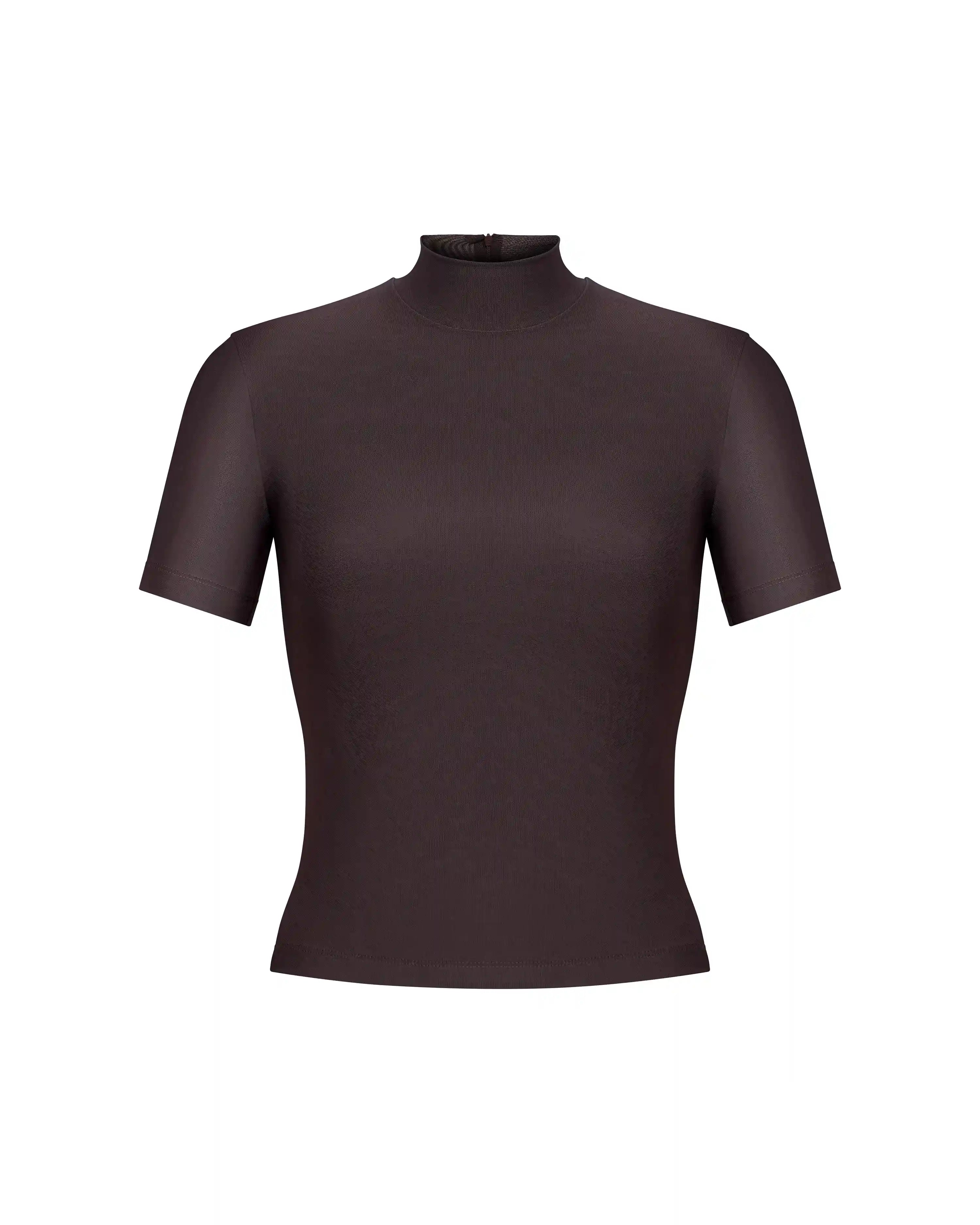 Billie, top made of chocolate mesh