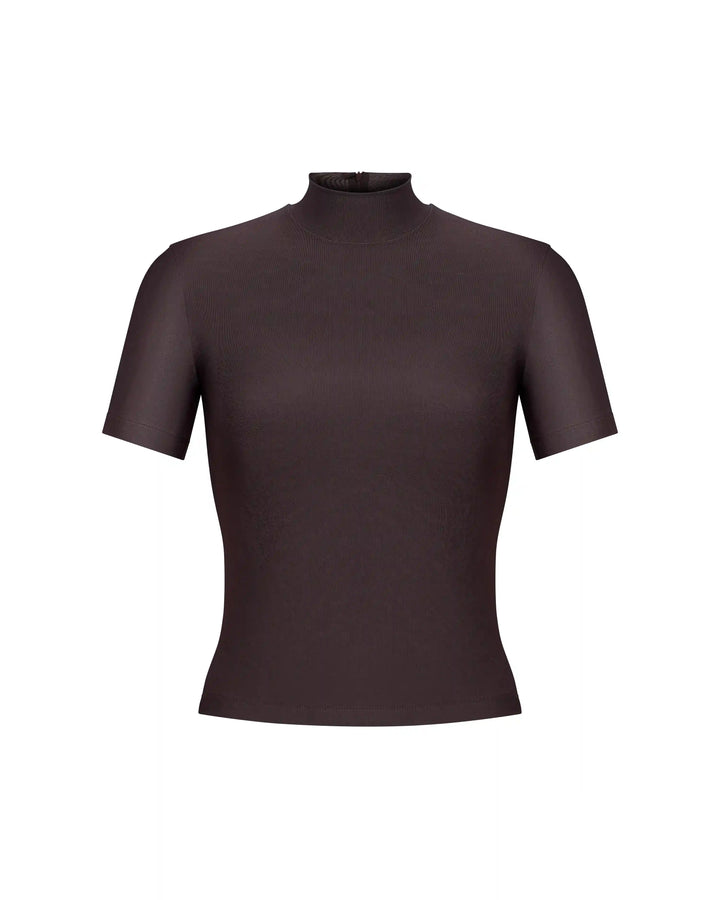 Billie, top made of chocolate mesh