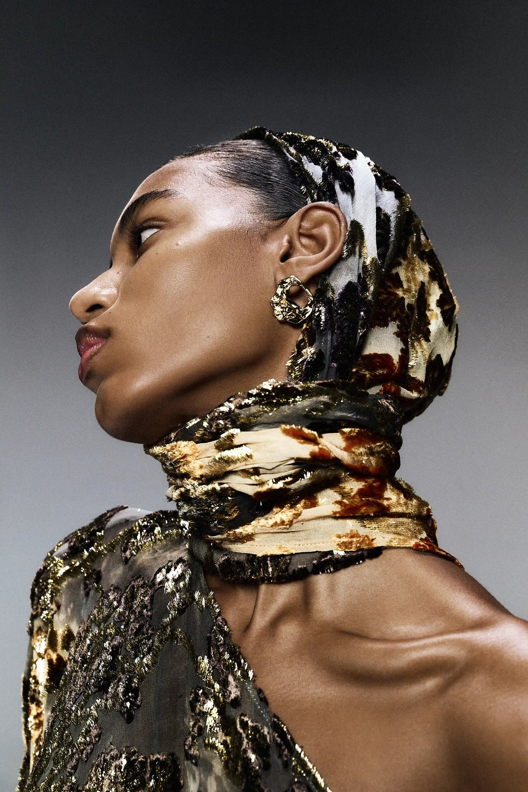 Leticia, headscarf made of multicolor devore velvet