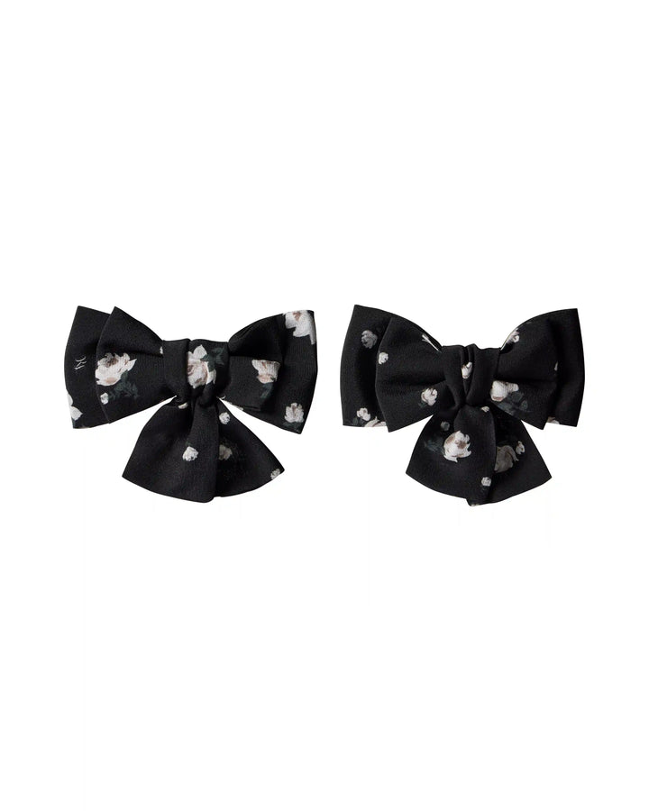 Mimi, children's hair bows made of black crepe de chine with small floral print